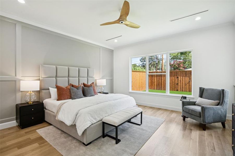 Furnished interior view inside a new home in , Dallas (Image 28).