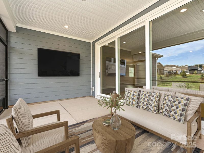 Virtually Staged Screened in Patio Virtually Staged Screened in Patio