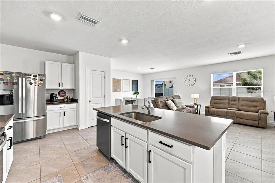 Furnished interior view inside a new home in Deerbrook, Land O' Lakes (Image 28). Furnished interior view inside a new home in Deerbrook, Land O' Lakes (Image 28).