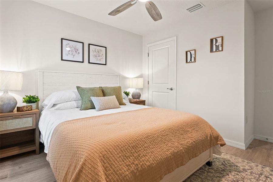 Furnished interior view inside a new home in , Spring Hill (Image 53).