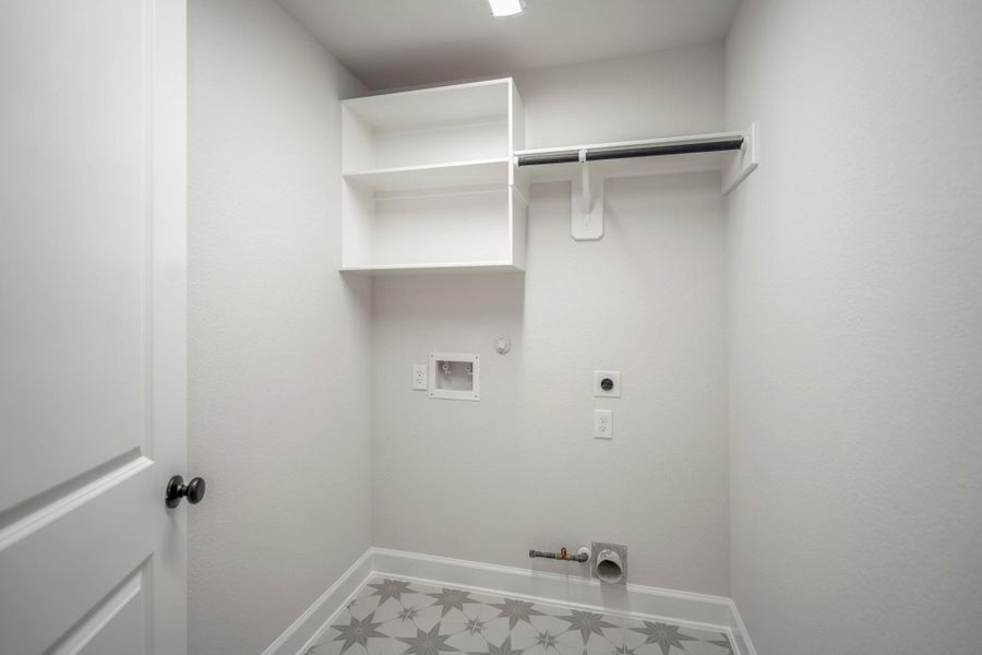 Spacious, unfurnished interior of a new home in Jordan Ranch 70' Lots, Fulshear (Image 38).