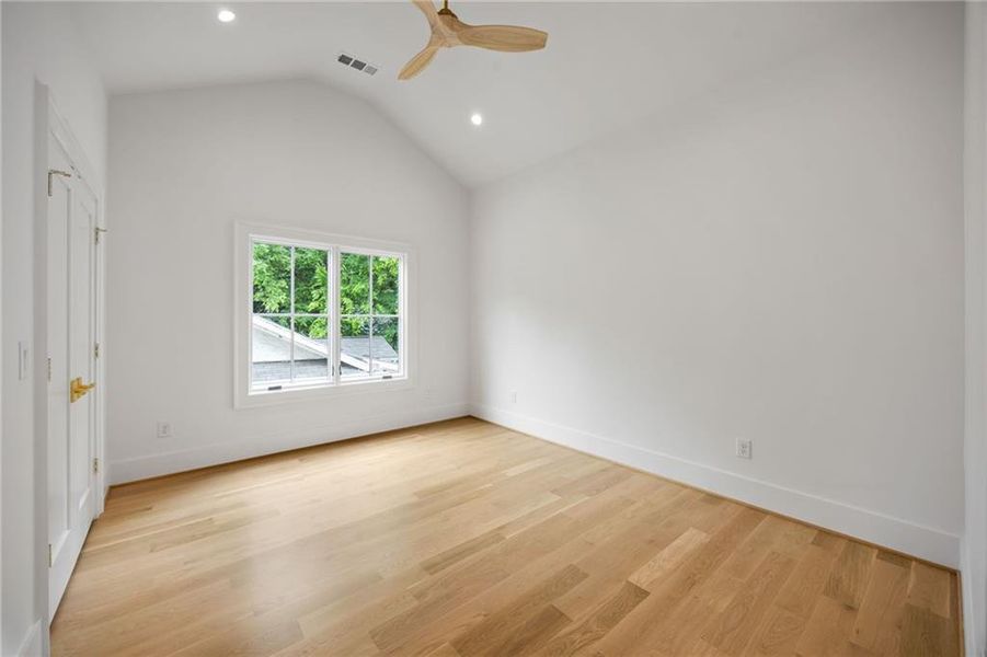 Spacious, unfurnished interior of a new home in , Atlanta (Image 58). Spacious, unfurnished interior of a new home in , Atlanta (Image 58).