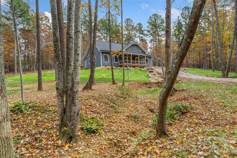 Exterior details and patio area of a home in , Nebo (Image 31).