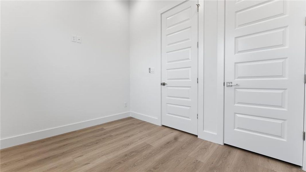 Spacious, unfurnished interior of a new home in , Dallas (Image 21). Spacious, unfurnished interior of a new home in , Dallas (Image 21).