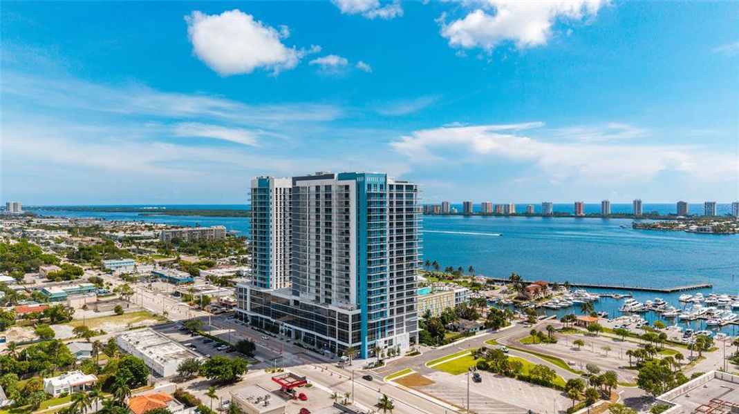 Condo located in Lake Park, FL showcasing its design and architecture (Image 28). Condo located in Lake Park, FL showcasing its design and architecture (Image 28).