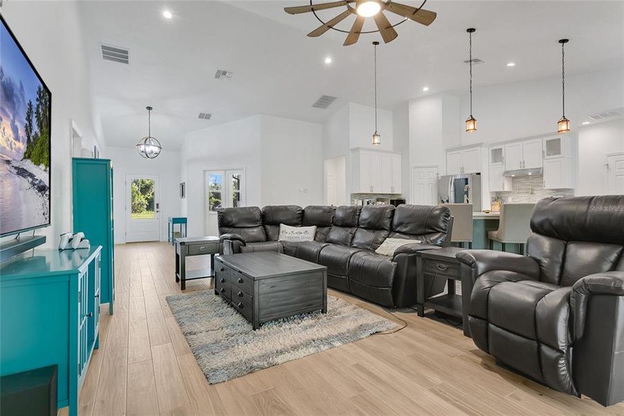 Living/Great Room Living/Great Room