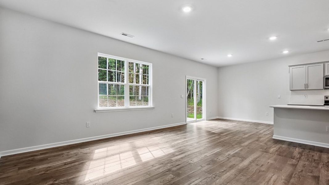 Spacious, unfurnished interior of a new home in The Landing at Summerhaven, Mebane (Image 14).