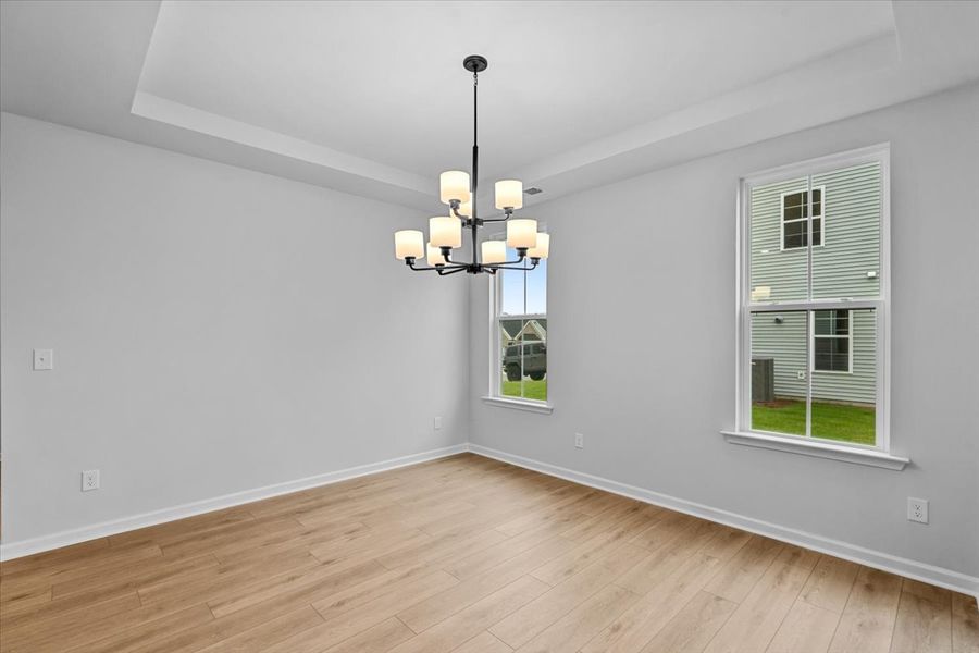 Spacious, unfurnished interior of a new home in Fieldstone, Lexington (Image 20).