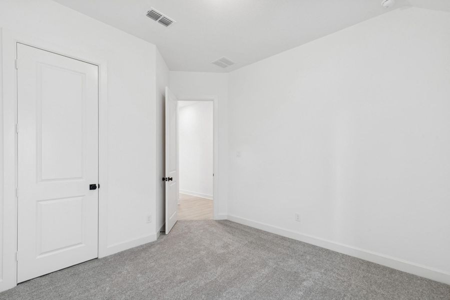 Spacious, unfurnished interior of a new home in Brookewater 55’ Homesites, Rosenberg (Image 26). Spacious, unfurnished interior of a new home in Brookewater 55’ Homesites, Rosenberg (Image 26).