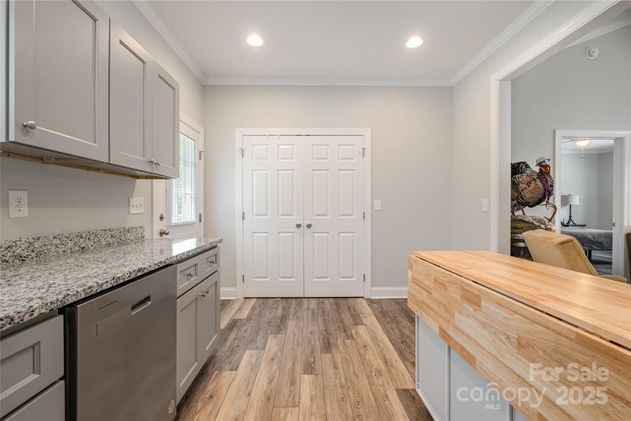 Furnished interior view inside a new home in , Pageland (Image 9).