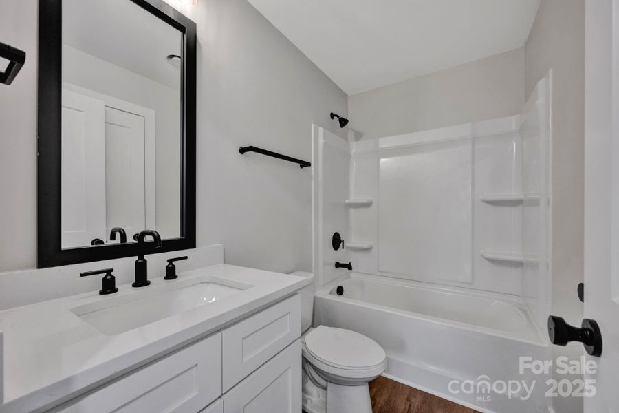 Image 30 of a home in .