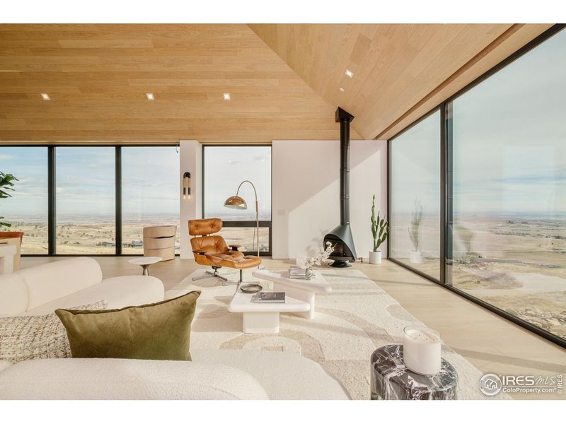 Image 35 of a home in .