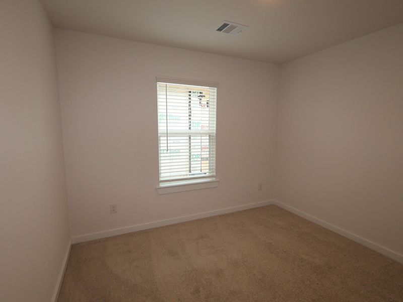 Spacious, unfurnished interior of a new home in Summerview, Fulshear (Image 17). Spacious, unfurnished interior of a new home in Summerview, Fulshear (Image 17).