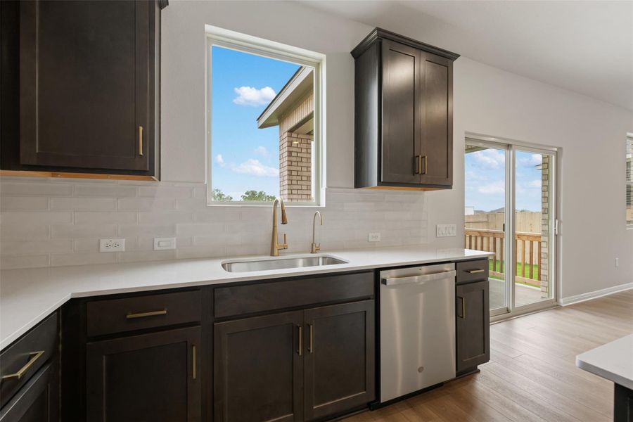 Representative images and renderings are for illustrative purposes. Actual structural options and design finishes of home may vary. Representative images and renderings are for illustrative purposes. Actual structural options and design finishes of home may vary.