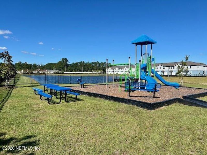 Community amenities in Corsair, Middleburg (Image 26).