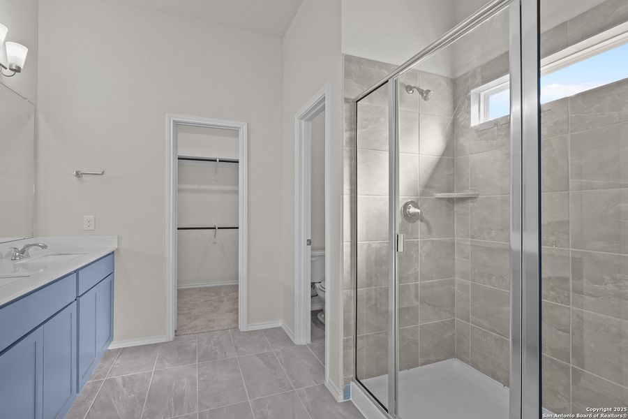 Furnished interior view inside a new home in Davis Ranch, San Antonio (Image 7).