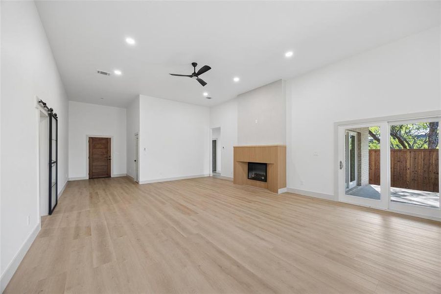 Spacious, unfurnished interior of a new home in , Sherman (Image 18). Spacious, unfurnished interior of a new home in , Sherman (Image 18).