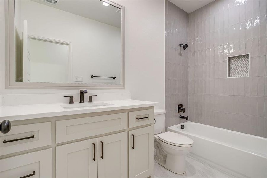 Image 18 of a home in . Image 18 of a home in .