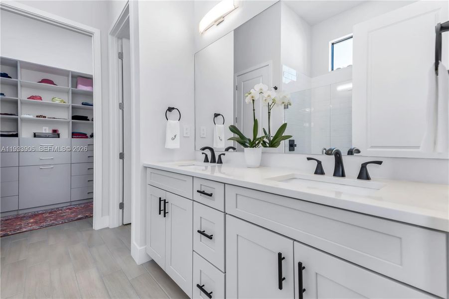 Furnished interior view inside a new home in , Parkland (Image 8).