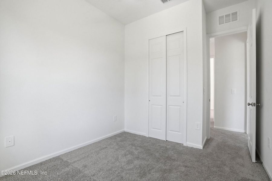 Spacious, unfurnished interior of a new home in , Jacksonville (Image 28).