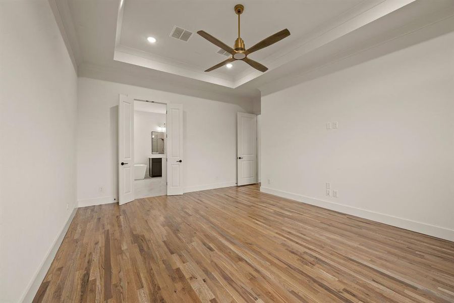 Spacious, unfurnished interior of a new home in NorthGlen, Haslet (Image 35).