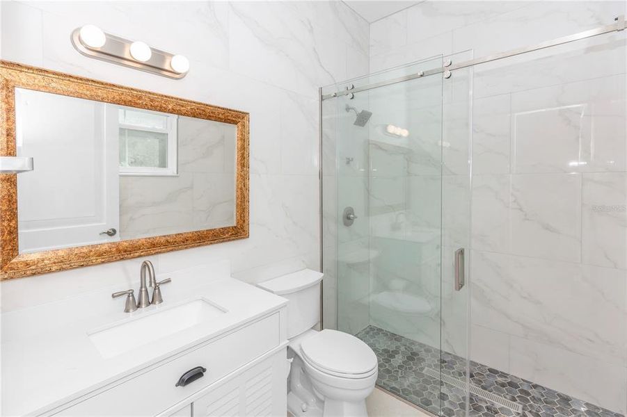 Furnished interior view inside a new home in , Orlando (Image 15).