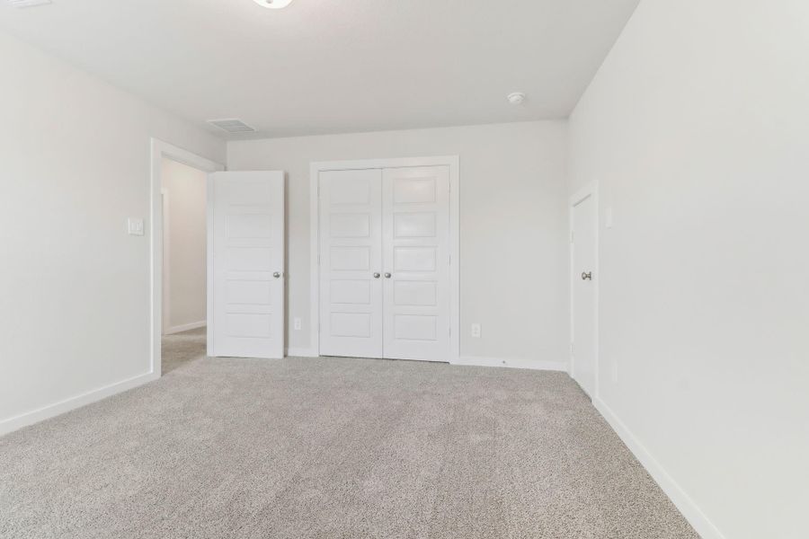 Photo is not of the actual home but is an inspirational photo of builder's model home and may depict options, furnishings, and/or decorator features that are not included. Photo is not of the actual home but is an inspirational photo of builder's model home and may depict options, furnishings, and/or decorator features that are not included.