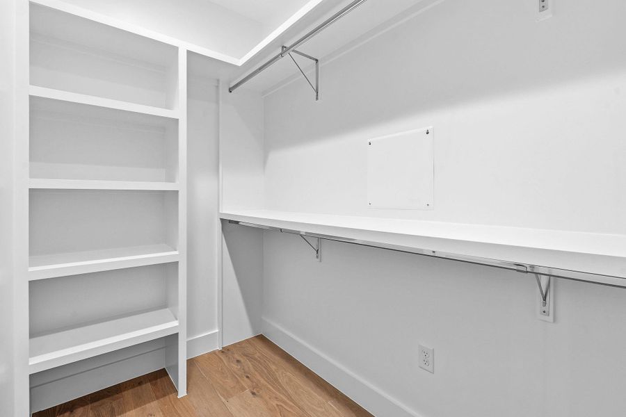 Spacious, unfurnished interior of a new home in , Austin (Image 22).