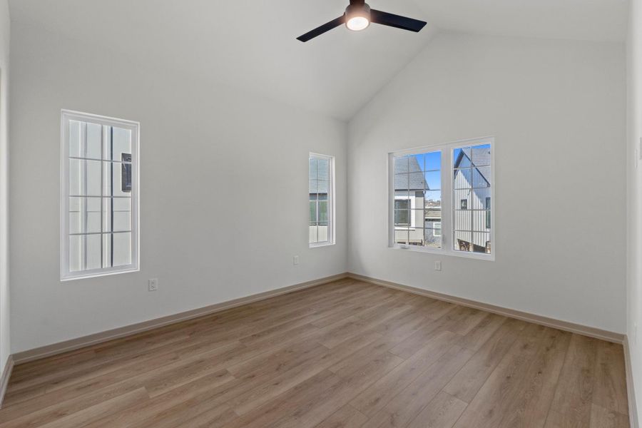 Spacious, unfurnished interior of a new home in , Austin (Image 21).