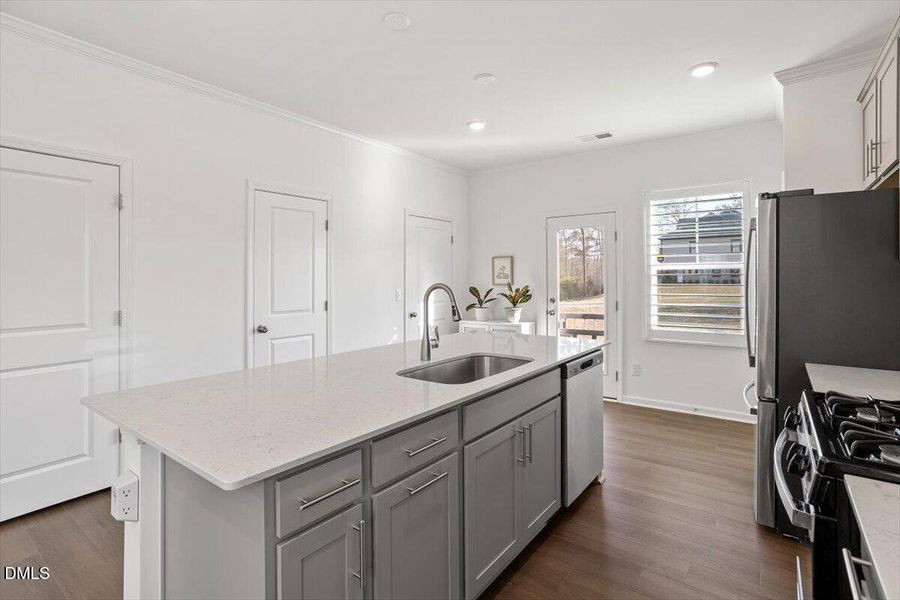 22-689 Mirkwood Ave [2903610]_22