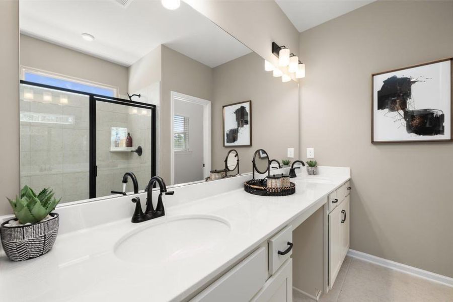 Furnished interior view inside a new home in Franklin Manor, Lawrenceville (Image 39).