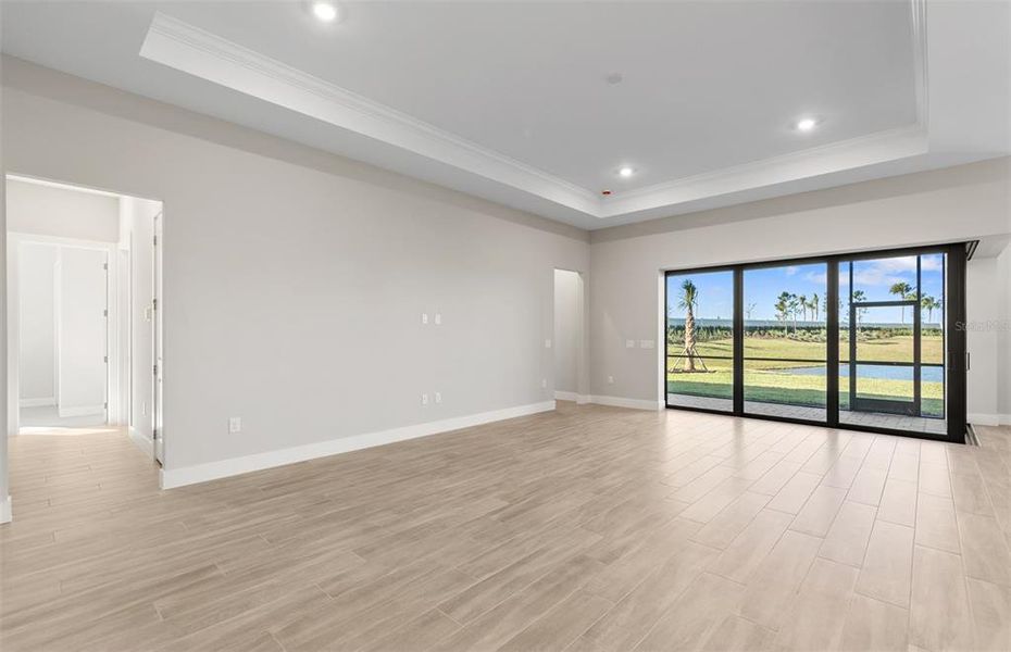 Spacious, unfurnished interior of a new home in Del Webb Catalina, Lakewood Ranch (Image 29).