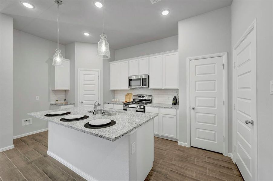 Furnished interior view inside a new home in Sagebrook, Argyle (Image 6). Furnished interior view inside a new home in Sagebrook, Argyle (Image 6).