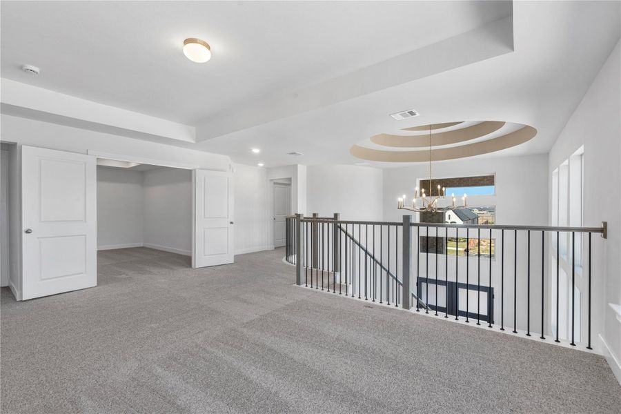 Spacious, unfurnished interior of a new home in Cross Creek West, Fulshear (Image 12).