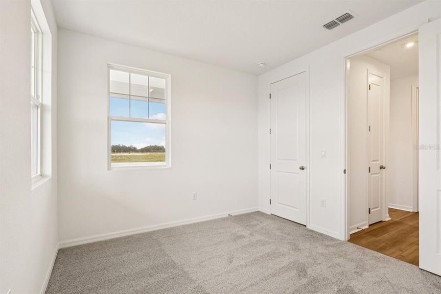 Spacious, unfurnished interior of a new home in Trailside, Mount Dora (Image 38).