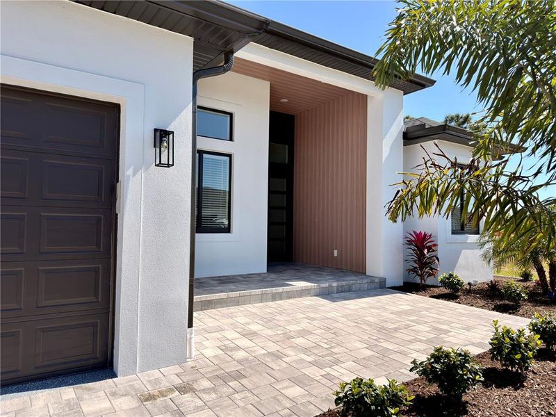 Exterior details and patio area of a home in , Rotonda West (Image 3).