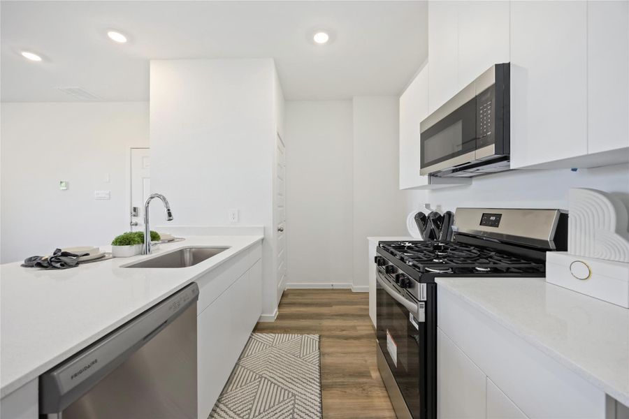 Furnished interior view inside a new home in Mansfield Estates, Houston (Image 5). Furnished interior view inside a new home in Mansfield Estates, Houston (Image 5).