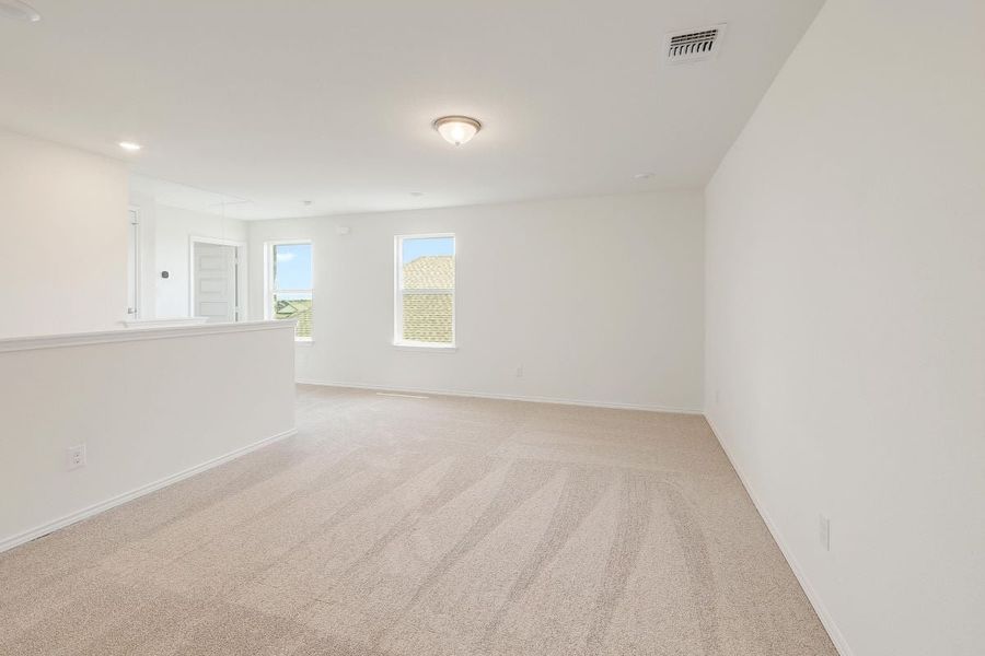 Spacious, unfurnished interior of a new home in Salerno - Heritage Collection, Round Rock (Image 8).