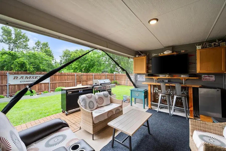 Exterior details and patio area of a home in Willow Vista Estates, Saginaw (Image 3).