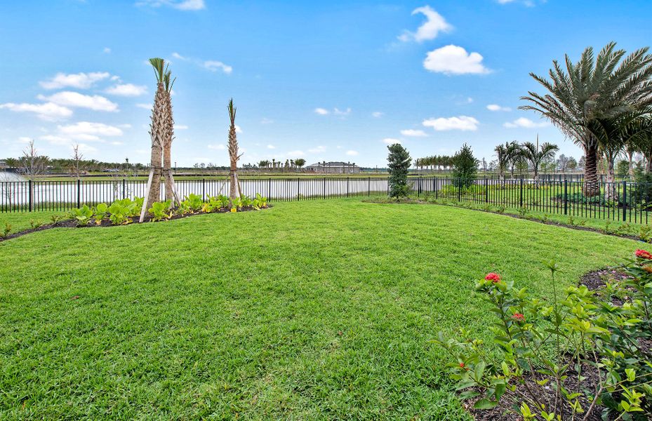 Natural landscape and outdoor views near Avondale at Avenir in Palm Beach Gardens (Image 23).