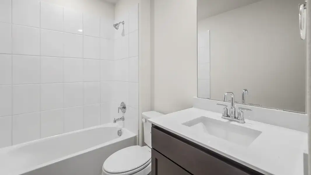Furnished interior view inside a new home in Elevon, Lavon (Image 14).