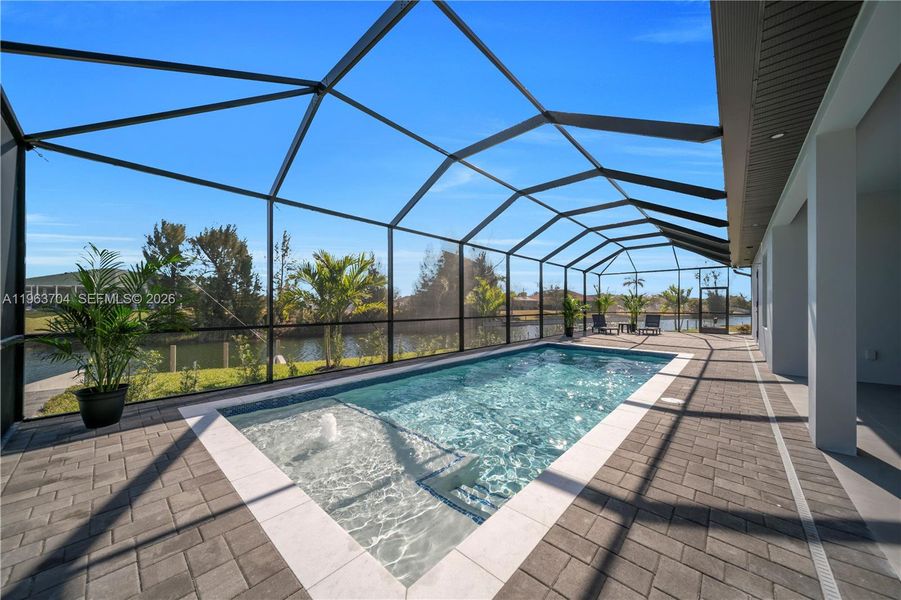 Exterior details and patio area of a home in , Cape Coral (Image 4).