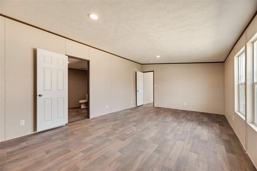 Spacious, unfurnished interior of a new home in , Terrell (Image 22).
