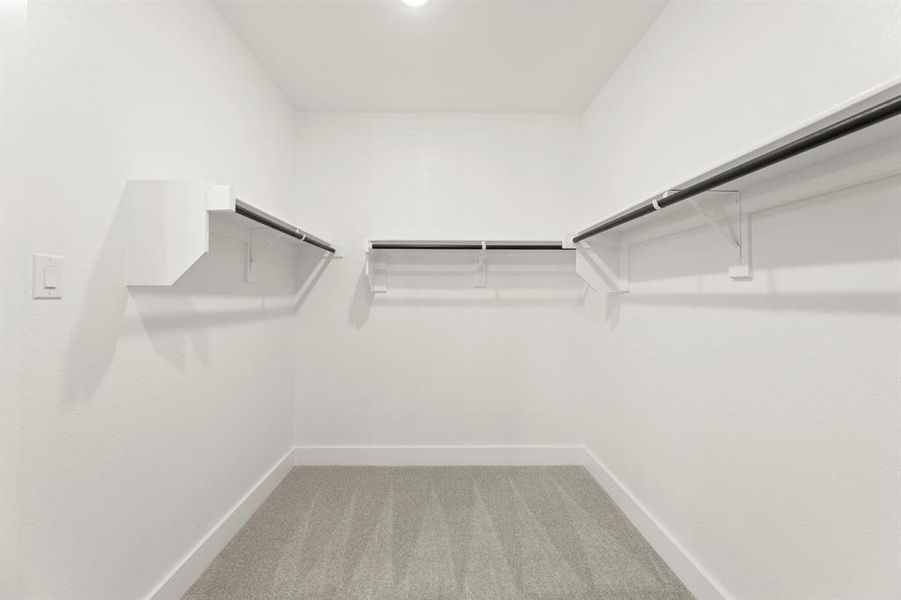 17. 612 Corner Post - Closet