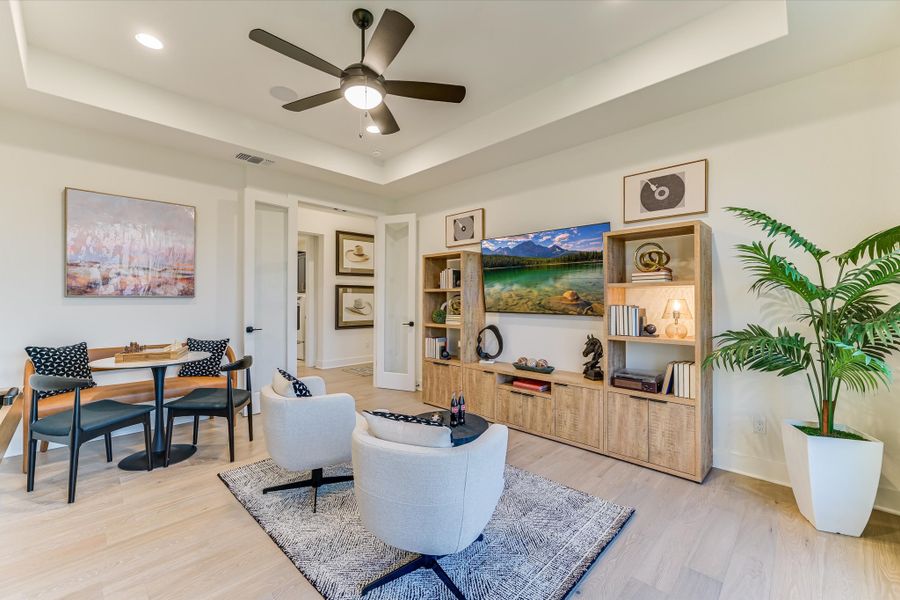 Representative furnished interior of a home built from the Bandera II by Giddens Homes in Whispering Wind, Bertram (Image 50).