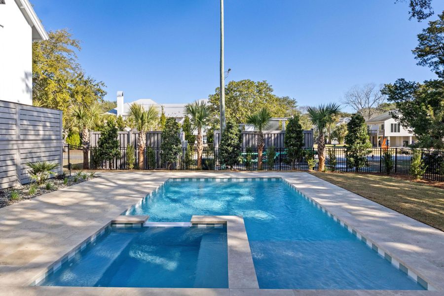 Community amenities in , Sullivan's Island (Image 51).