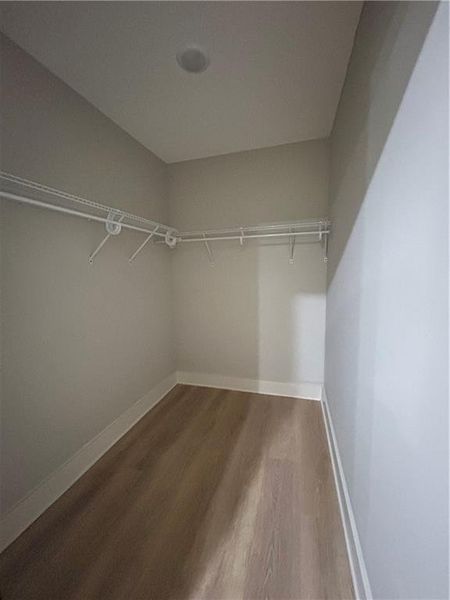 Spacious, unfurnished interior of a new home in , Bremen (Image 9).