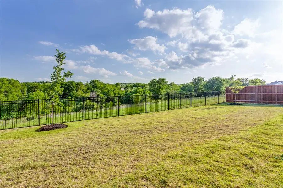 Image 35 of a home in .