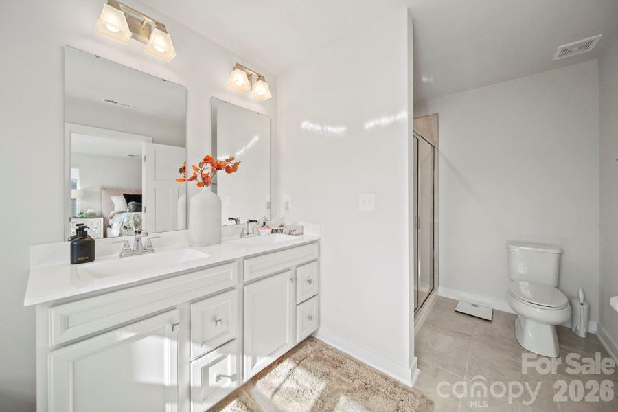 Furnished interior view inside a new home in , Monroe (Image 40).