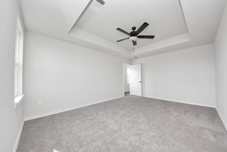 Spacious, unfurnished interior of a new home in Hill & Dale Ranch, Splendora (Image 44).